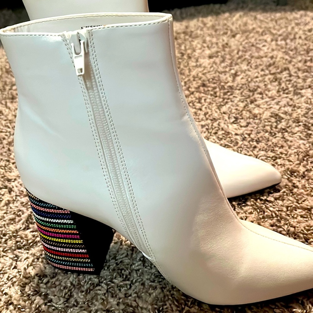 Pointy white short boots with colorful heel